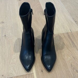 Dolce Vita Black Ankle Booties 6